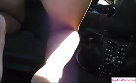 Alina Milf rumena dal culo stupendo scopata in auto